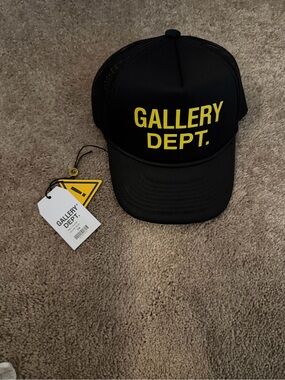 Gallery Dept. Black Mesh Snapback Hat - Black & Yellow Tags